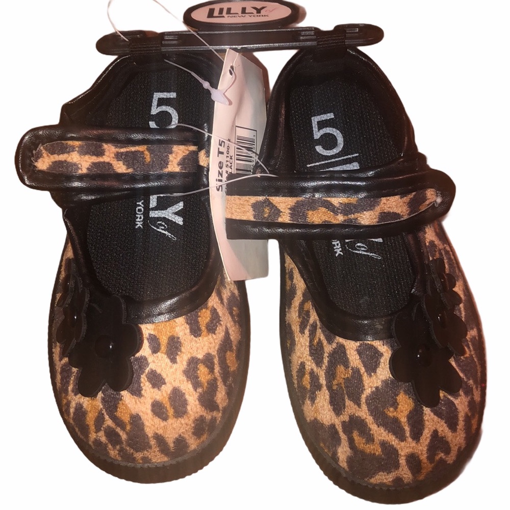 NWT Lilly of New York Toddler Shoes